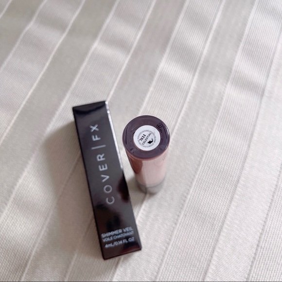 Cover FX Shimmer Veil in Celestial - Picture 3 of 4